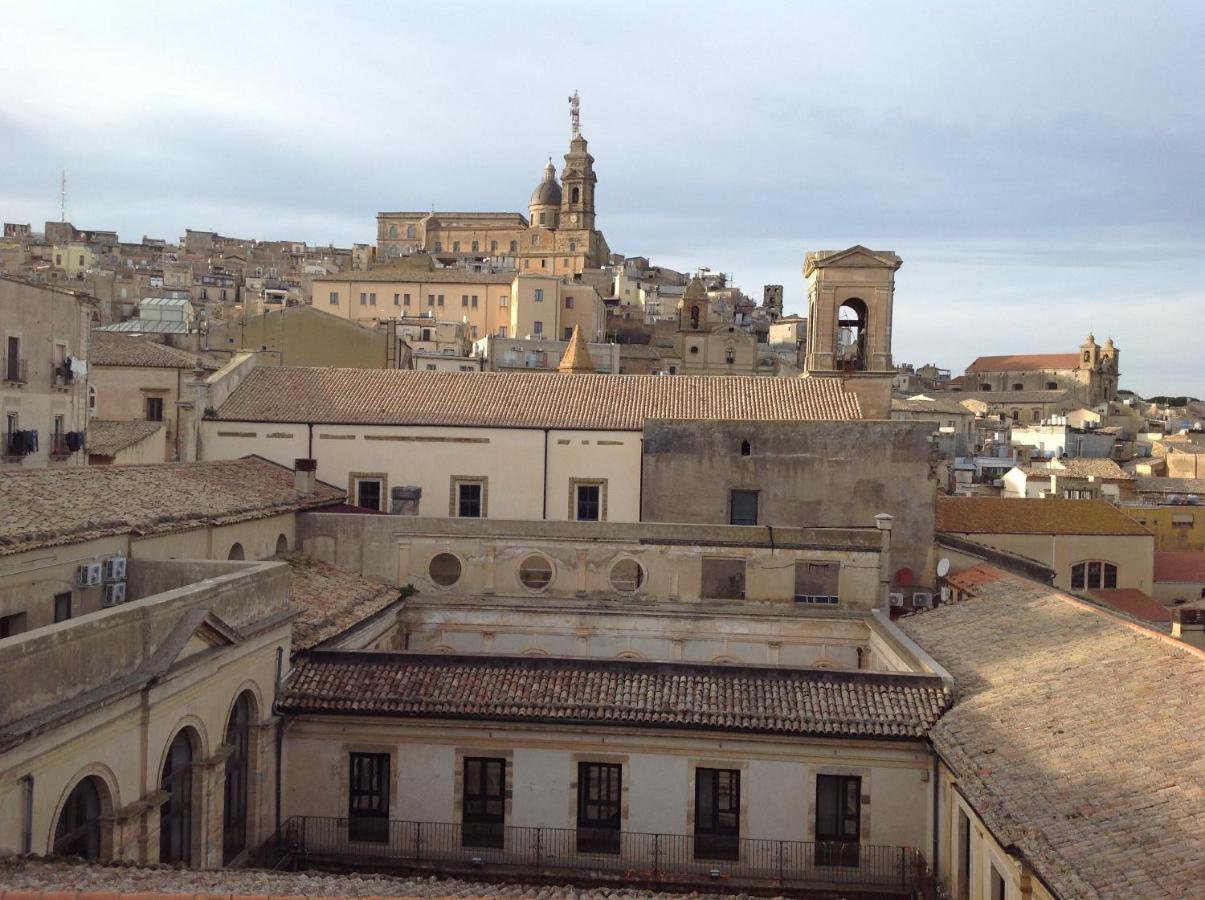 Attico Da Rosa Con Vista Spettacolare A 360 Gradi Lägenhet Caltagirone Exteriör bild