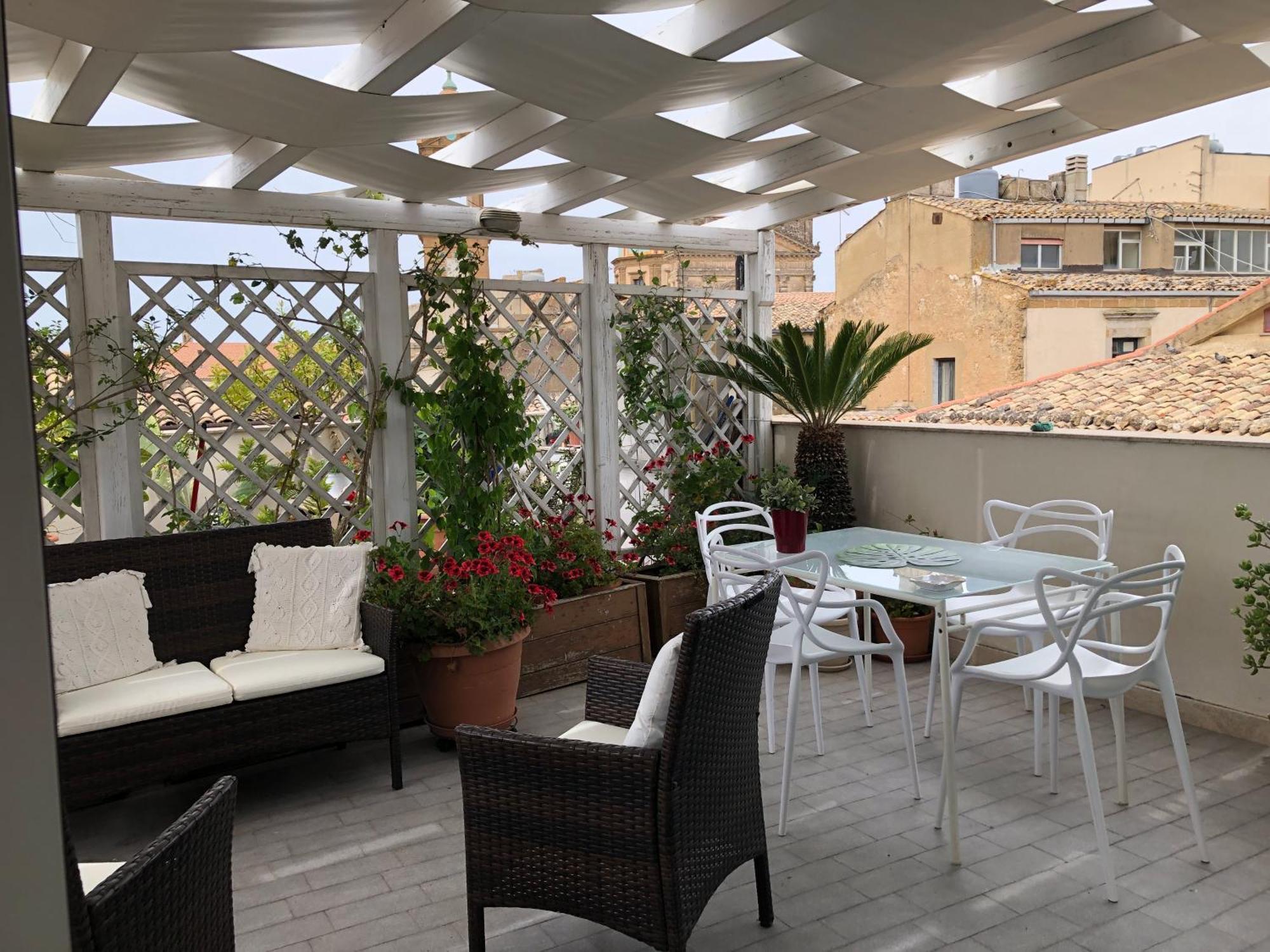 Attico Da Rosa Con Vista Spettacolare A 360 Gradi Lägenhet Caltagirone Exteriör bild